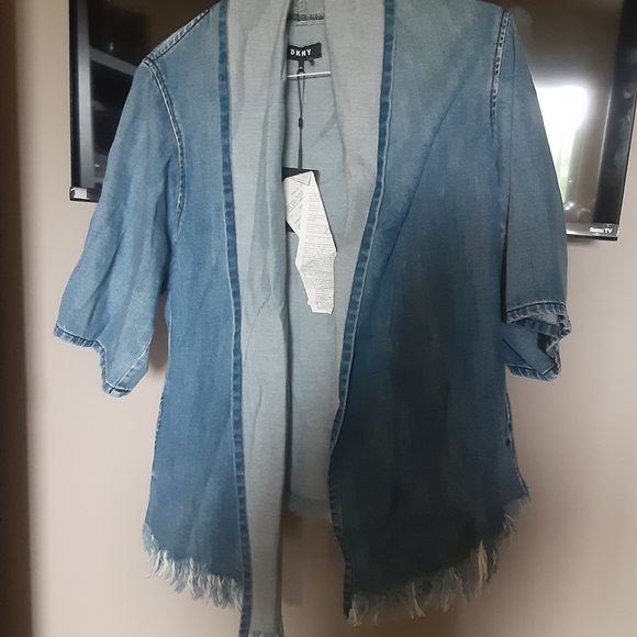 Denim oversized jacket, can be used for maternity as well. - Picture 2 of 2